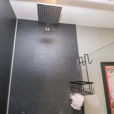 Semesterbostad Poppy *