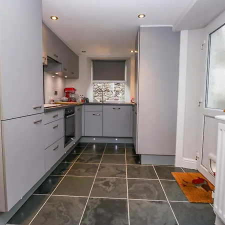 Poppy Semesterbostad *