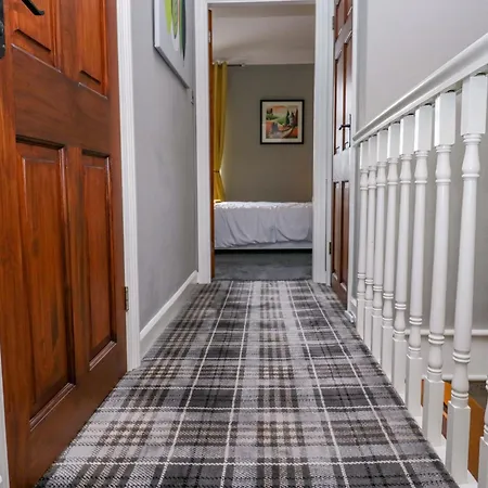 Semesterbostad Poppy *